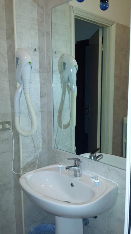 Hotel Cascata Pozzolo Formigaro Экстерьер фото